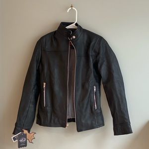 Thread needle Slim Fit leather jacket